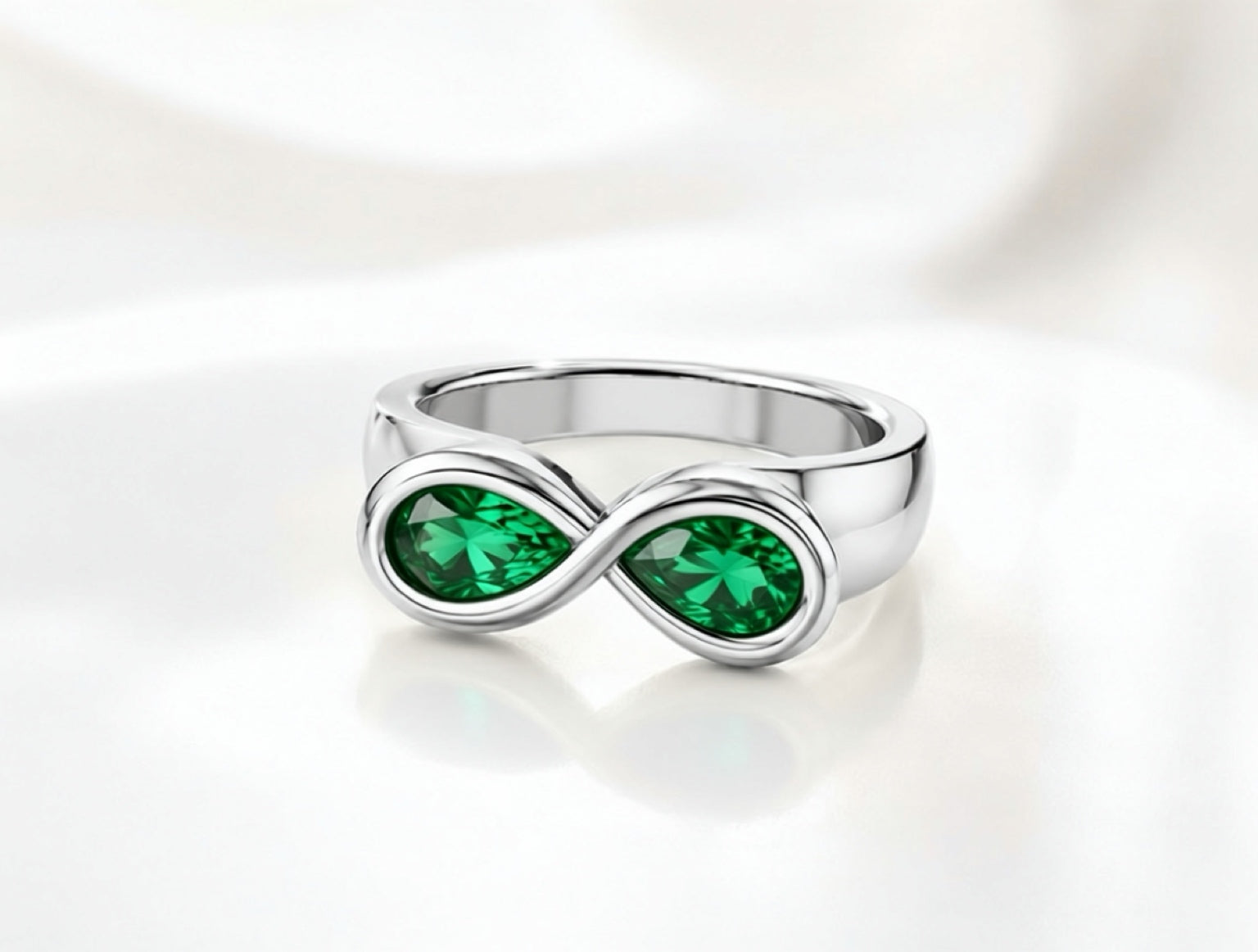 Pearfinity Natural Emerald Ring