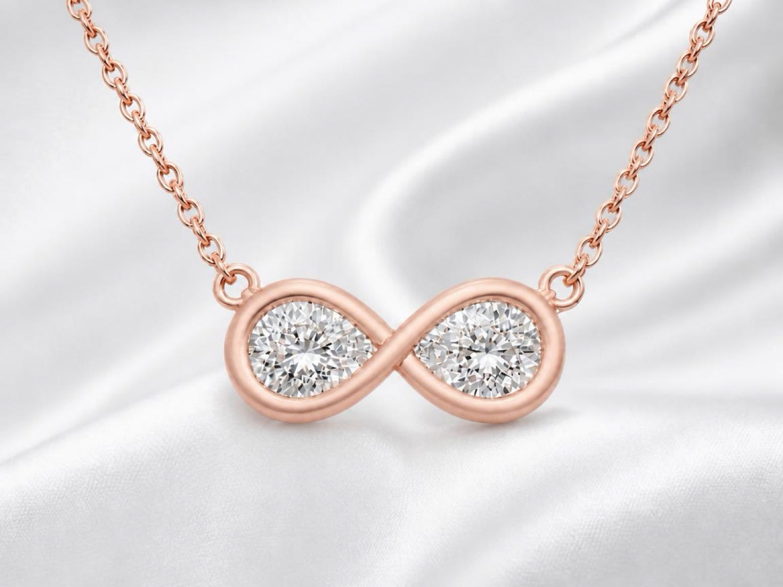 Pearfinity Diamond Pendant
