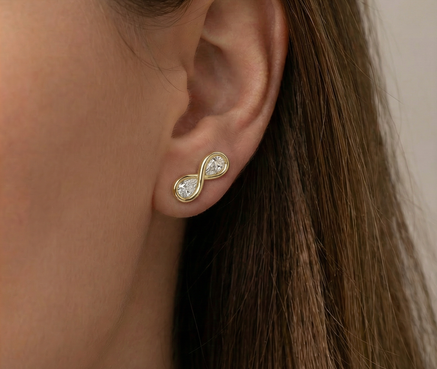 Pearfinity Studs - Lab Diamonds